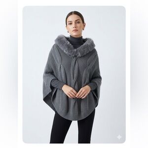 J. McLaughlin 100% Wool Cable Knit Poncho 100% Rabbit Fur Trim Hood XS/S